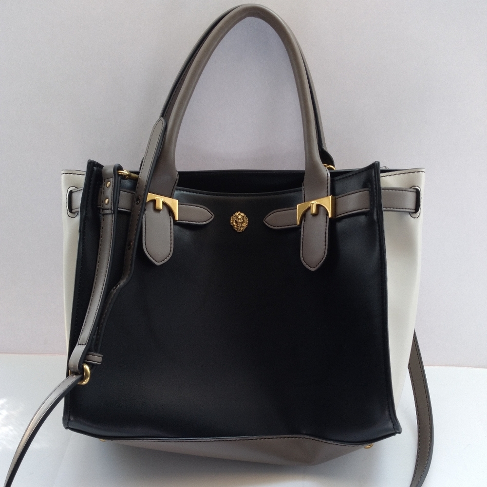 Calvin Klein bag - Picture 1 of 5